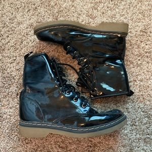 Copy doc marten shoes